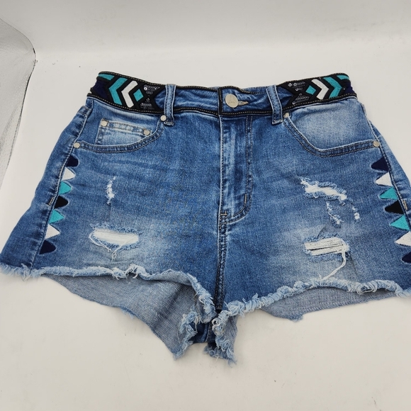 YUSHUAIA IBIZA HIGH WAIST DENIM SHORTS FRAYED HEM AND DISTRESSED SIZE S - Picture 7 of 15